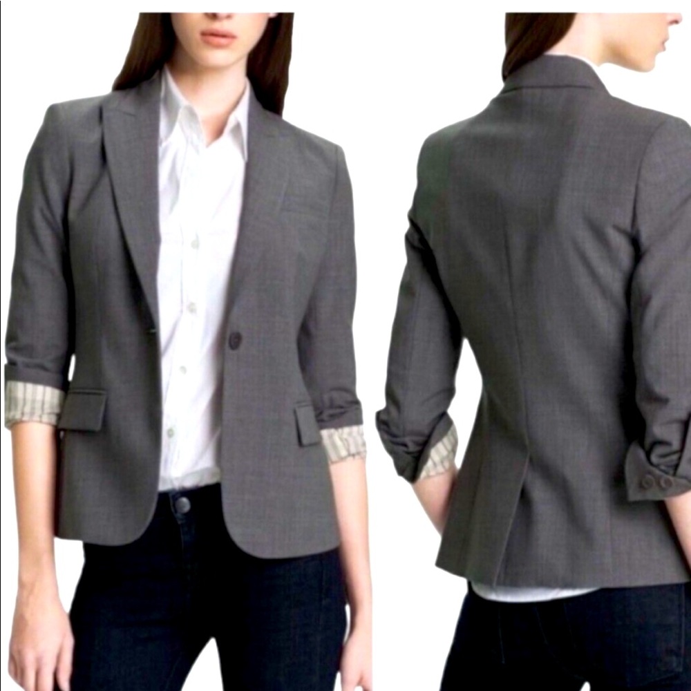 Theory charcoal blazer, size 8, excellent condition - no flaws.